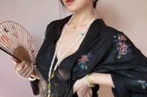 《低智商犯罪》江苏卫视5月6日开播 王骁、田曦薇领衔主演